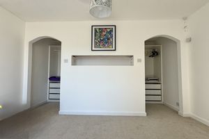 Walk-in Wardrobe- click for photo gallery